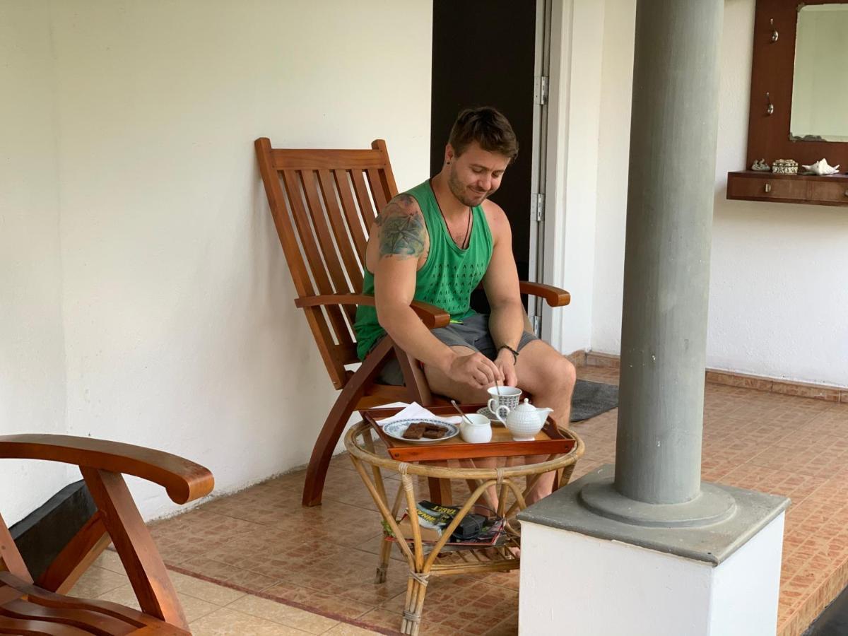 Royal Waves Negombo Ξενοδοχείο Εξωτερικό φωτογραφία